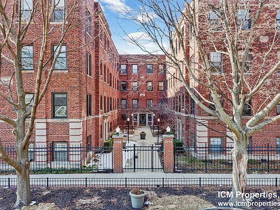 5th image of 3710.405 N Sheffield Ave #405