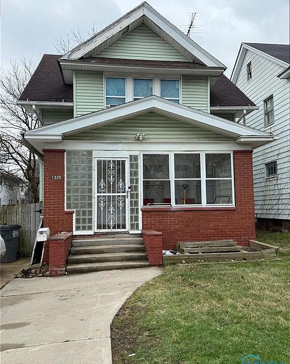 1st image of 1325 Palmetto Ave