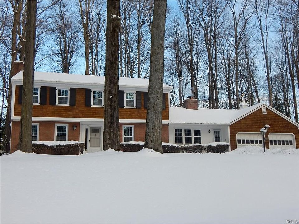 1st image of 217 Windcrest Dr