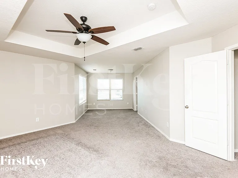 3000 Whitetail Chase Dr — Photo 9