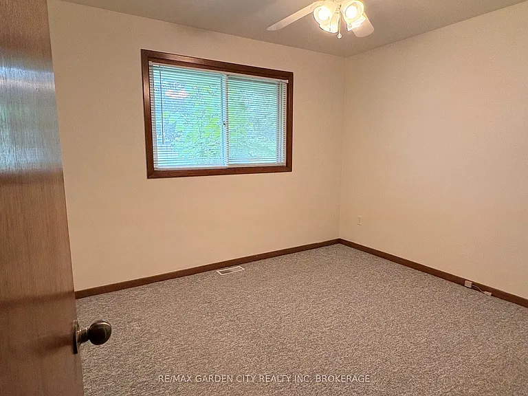 51 Bacon Ln — Photo 13