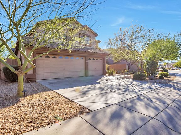 2nd image of 4515 E Thorn Tree Dr