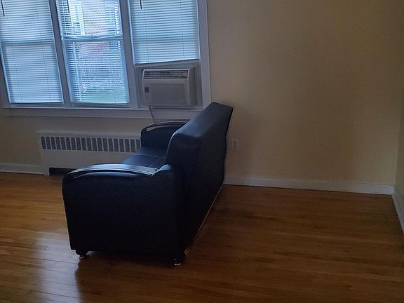 5th image of 14 Winchester Ave #6754