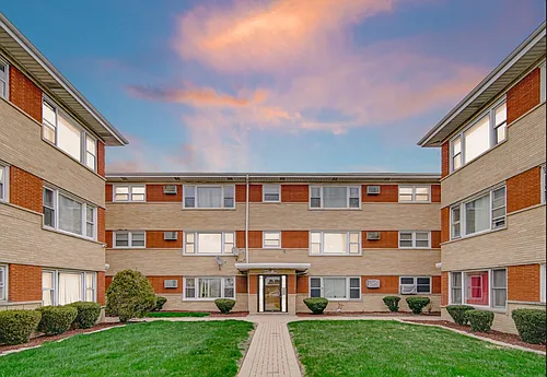 6935 S Pulaski Rd #B1 Photo 1 6935 S Pulaski Rd #B1 Photo 1
