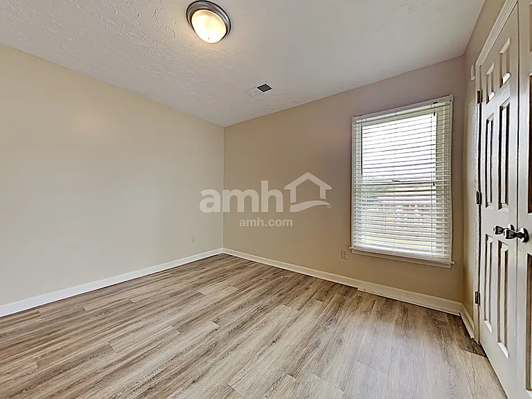 1507 Cider House Ln — Photo 14