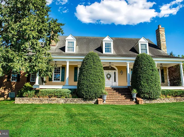 500 Pond View Ln, Cockeysville, MD 21030