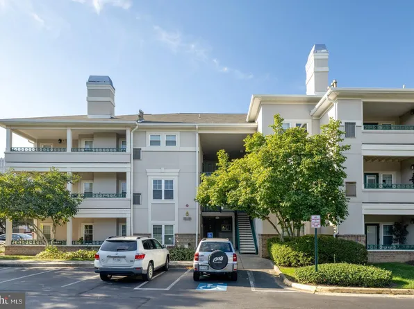 12020 Taliesin Pl APT 15, Reston, VA 20190