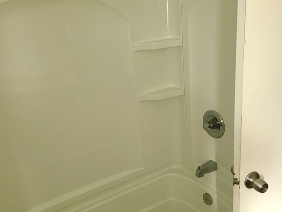4th image of 544 Morgan St #544