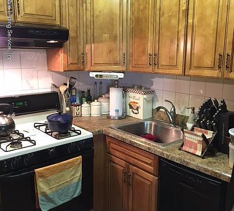 2nd image of 360 Barlow Ave APT 19A
