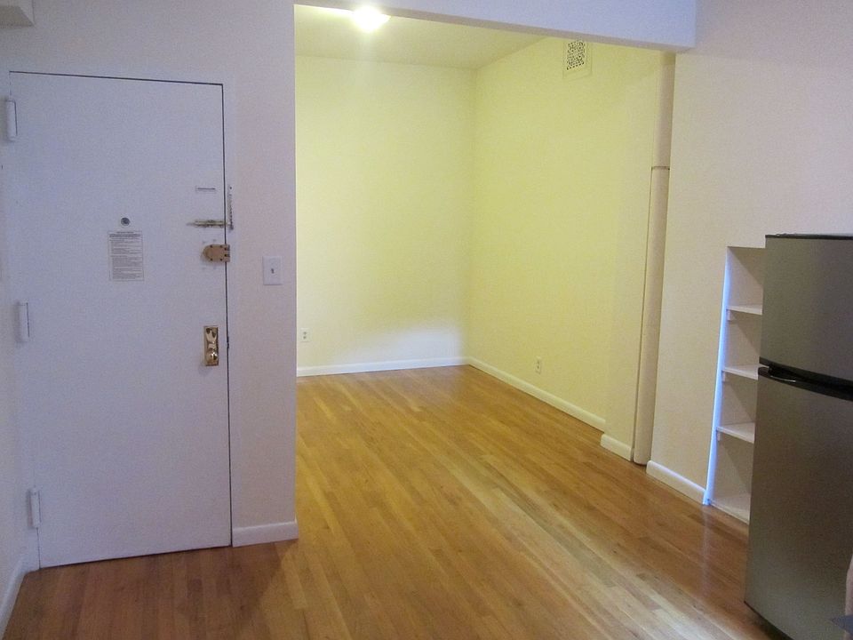 1st image of 228 Atlantic Ave APT 2