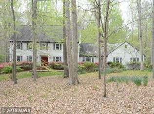 8300 Cathedral Forest Dr, Fairfax Station, VA 22039