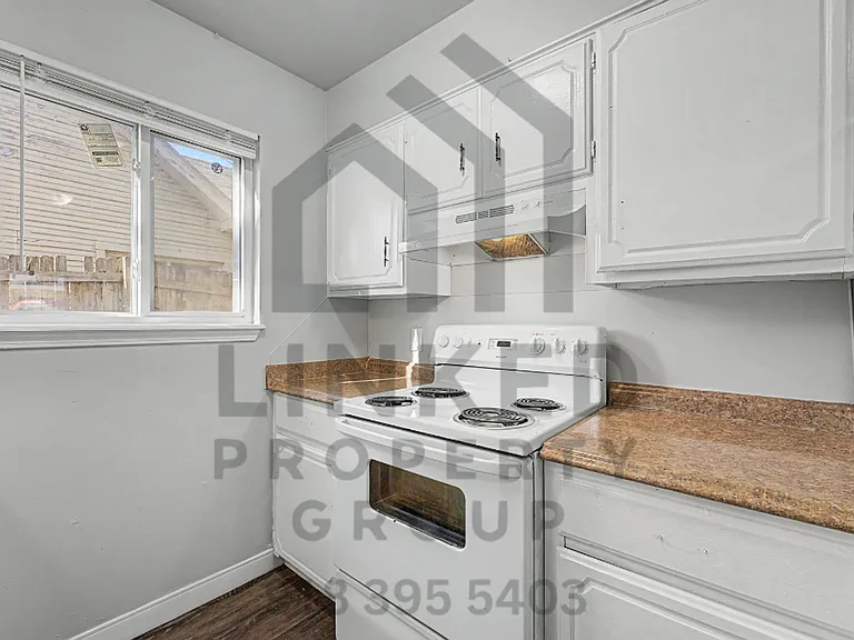 Evanston Apartments — Photo 15