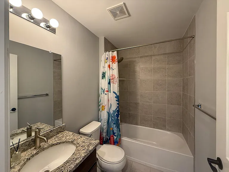 4861 Ludlow Ln — Photo 18