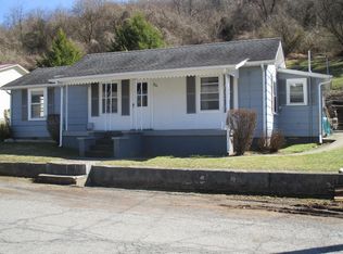 226 Buckeye St, Saltville, VA 24370