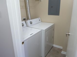 2358 S St E, Elgin, IL 60123