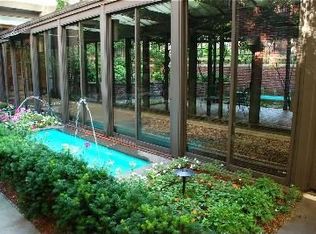 203 E 72nd St #2J, Manhattan, NY 10021