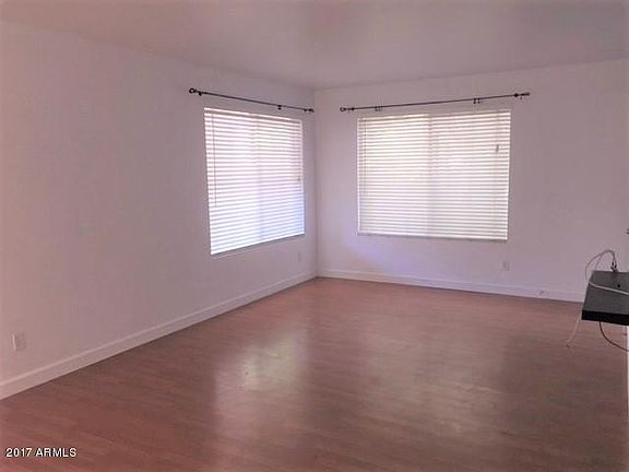 5th image of 1905 E UNIVERSITY Drive #143