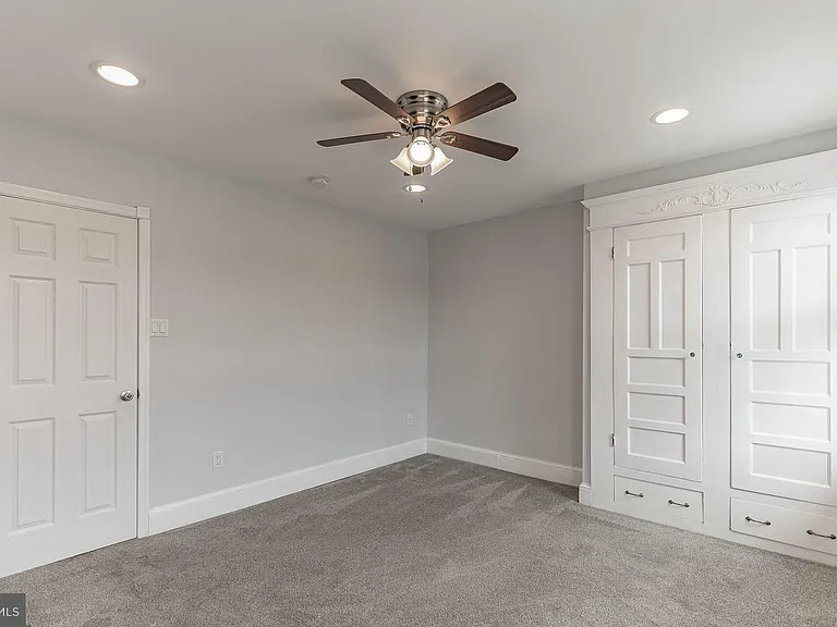 3170 Almond St — Photo 13