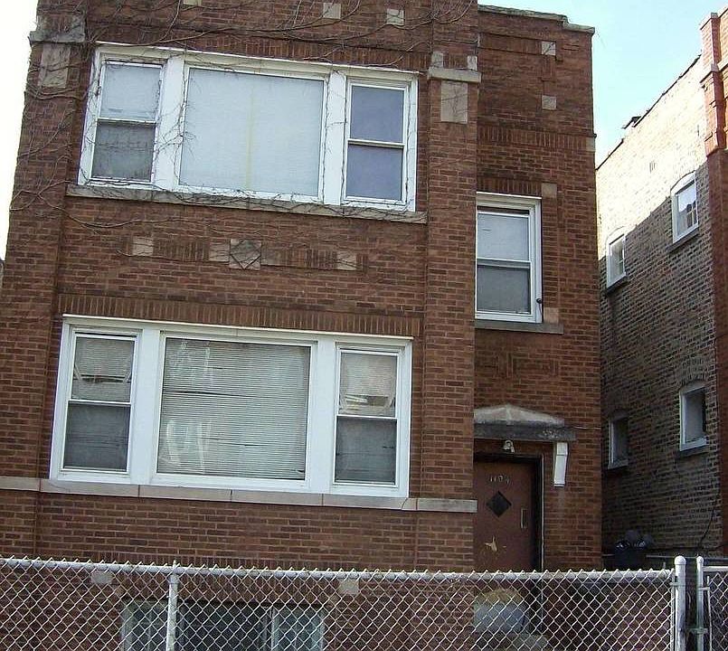 1st image of 1104 N Leclaire Ave