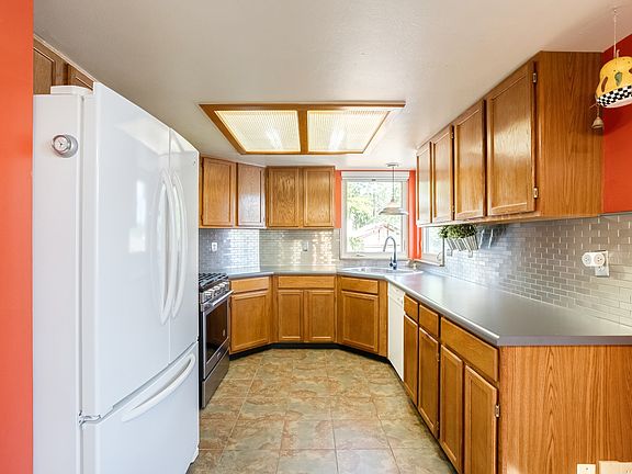 5th image of 7175 Routt St