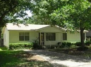 1413 Avenue C, Graham, TX 76450