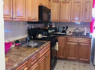 60 Hillberg Ave, Brockton, MA 02301