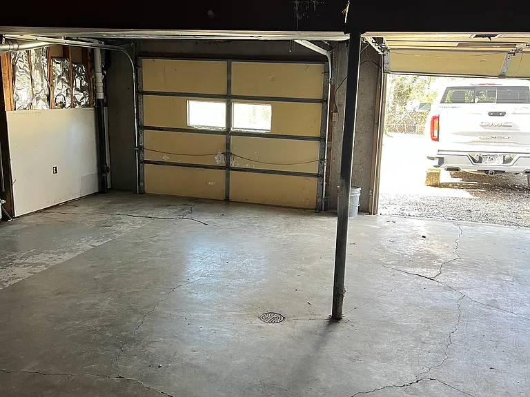 654 Branch Rd — Photo 3