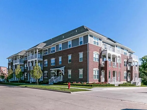 2170 Willenbrock Cir, Iowa City, IA 52245