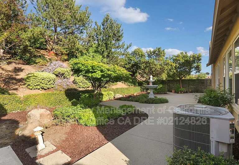 1143 Bevinger Dr — Photo 37