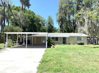 2611 Wilson Cir, Lutz, FL 33548