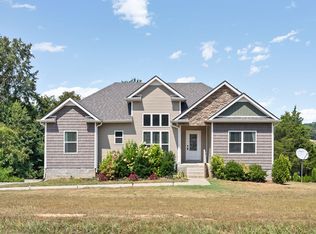 2901 Rawlings Rd, Woodlawn, TN 37191