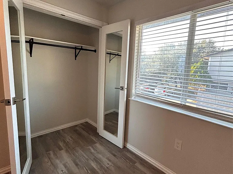 8922 Trone Cir #A — Photo 18