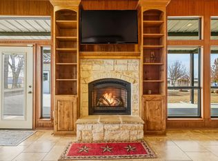 904 County Road 3341, Paradise, TX 76073