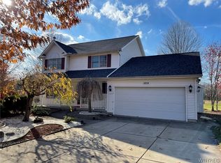 5824 Smith Rd, Hamburg, NY 14075