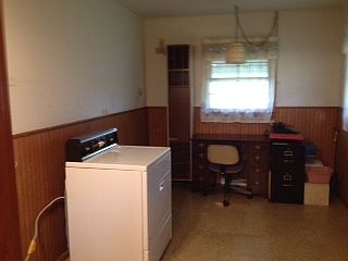 Laundry/Office Area