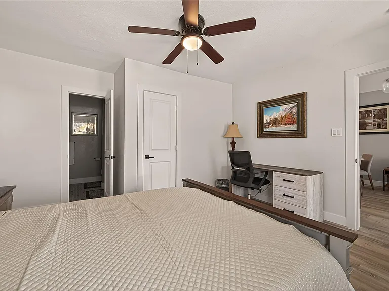 4309 Beggs St — Photo 26