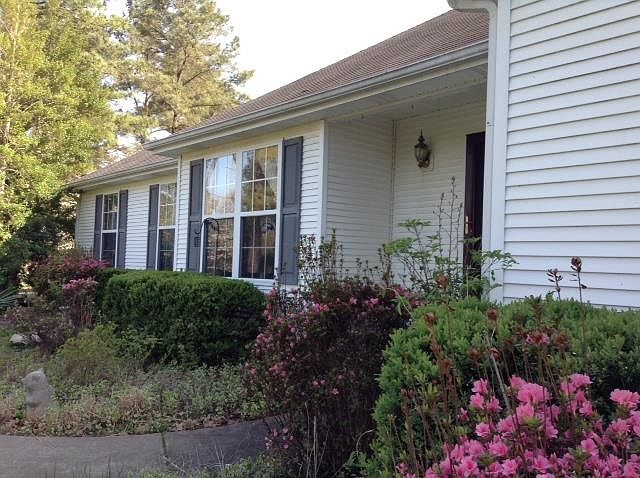 1st image of 167 Sierra Ln