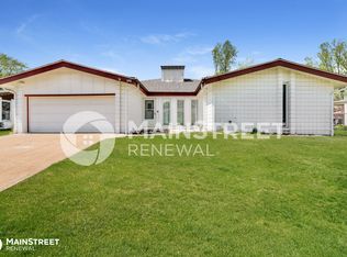 3405 Wilshire Dr, Saint Charles, MO 63301