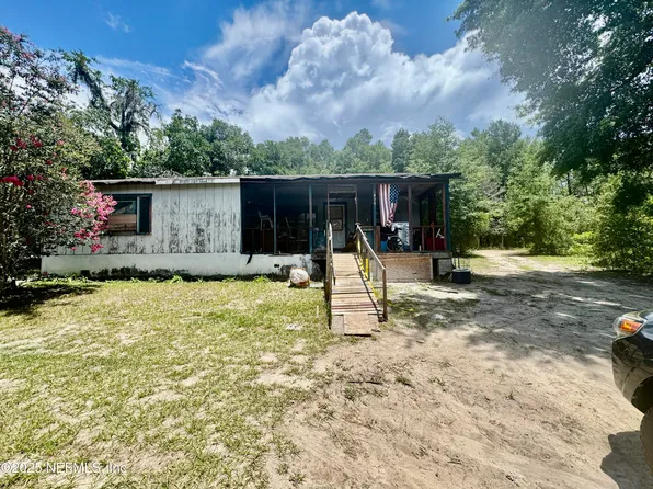 626 DAWN Avenue, Interlachen, FL 32148