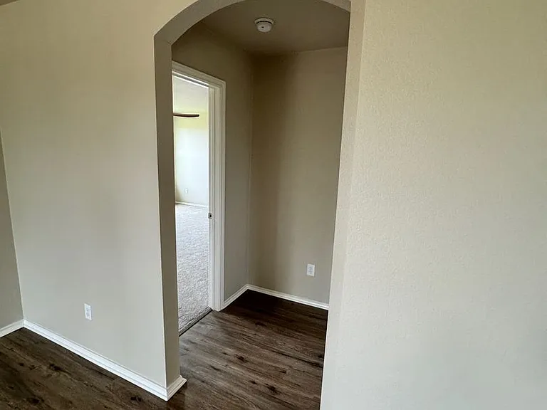 204 Pine Arbol — Photo 10