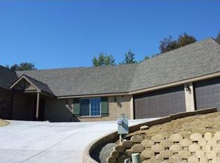 491 Ocean View Dr, Vista, CA 92084