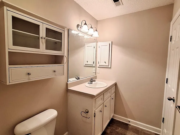 1205 Price Dr #B — Photo 15