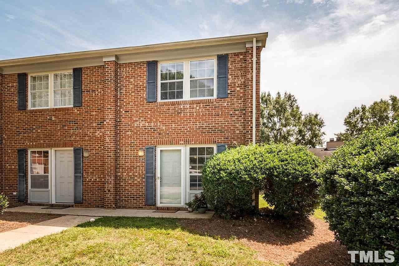 135 Coleridge Ct, Carrboro, NC 27510 | Zillow