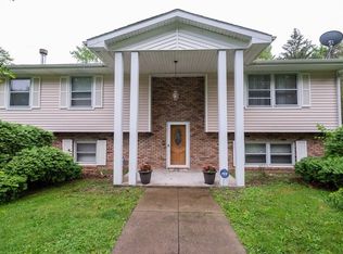 43 Strasma West Dr, Kankakee, IL 60901