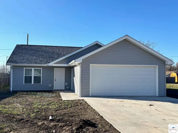 325 N Randolph St, Sedalia, MO 65301