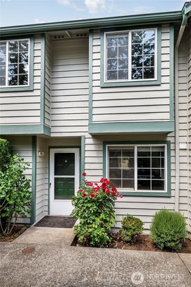 21305 50th Avenue W #B2, Mountlake Terrace, WA 98043