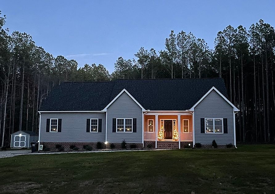 1st image of 12460 Foxwood Dr