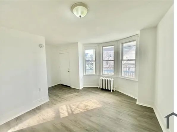 2827 Arctic Ave Floor 2, Atlantic City, NJ 08401