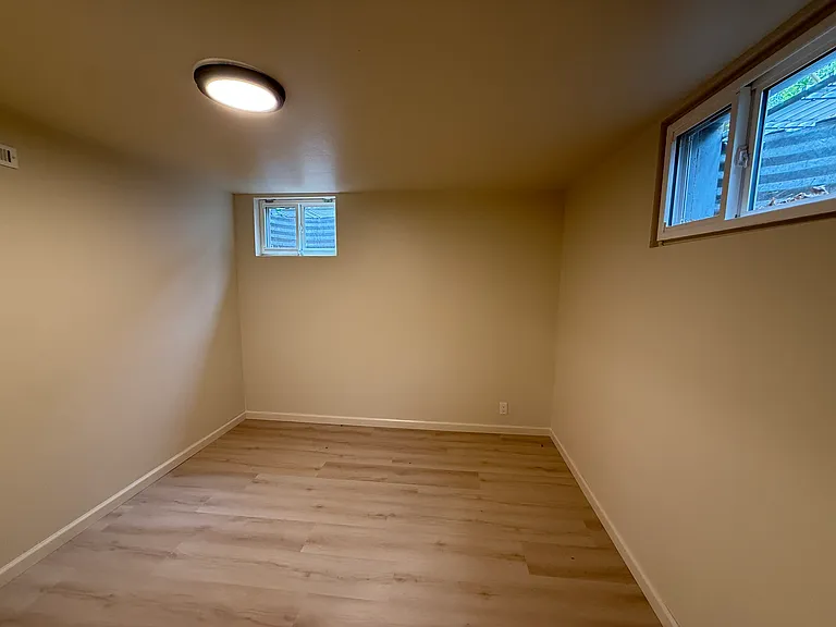 4630 Macky Way — Photo 18