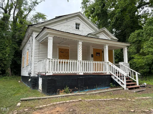 221 E Lee St, Raleigh, NC 27601